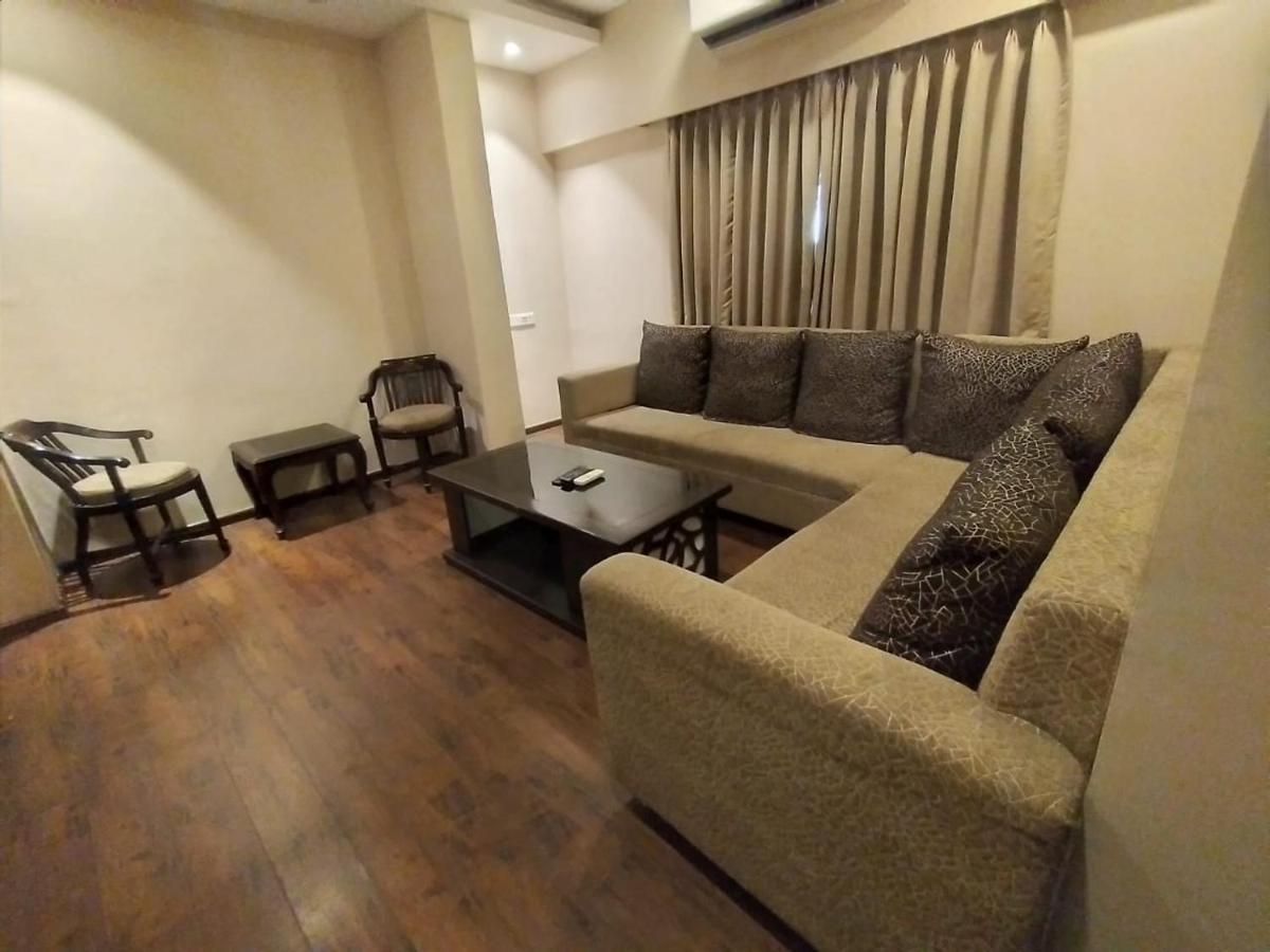 Kc Manor Hotel Jamshedpur Ngoại thất bức ảnh