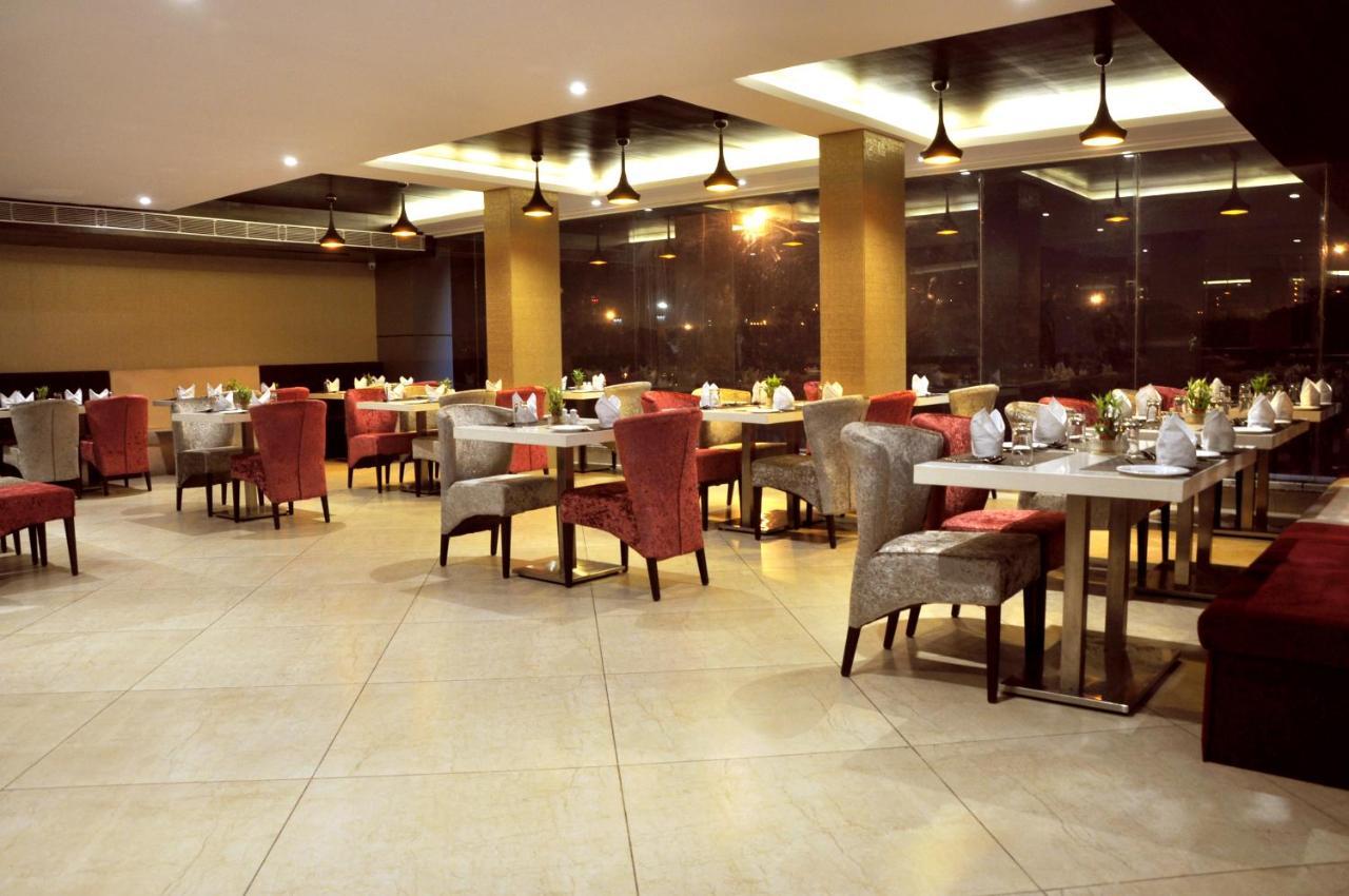Kc Manor Hotel Jamshedpur Ngoại thất bức ảnh