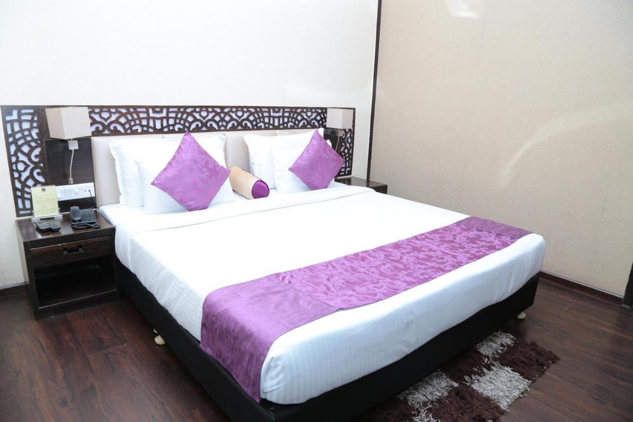 Kc Manor Hotel Jamshedpur Ngoại thất bức ảnh