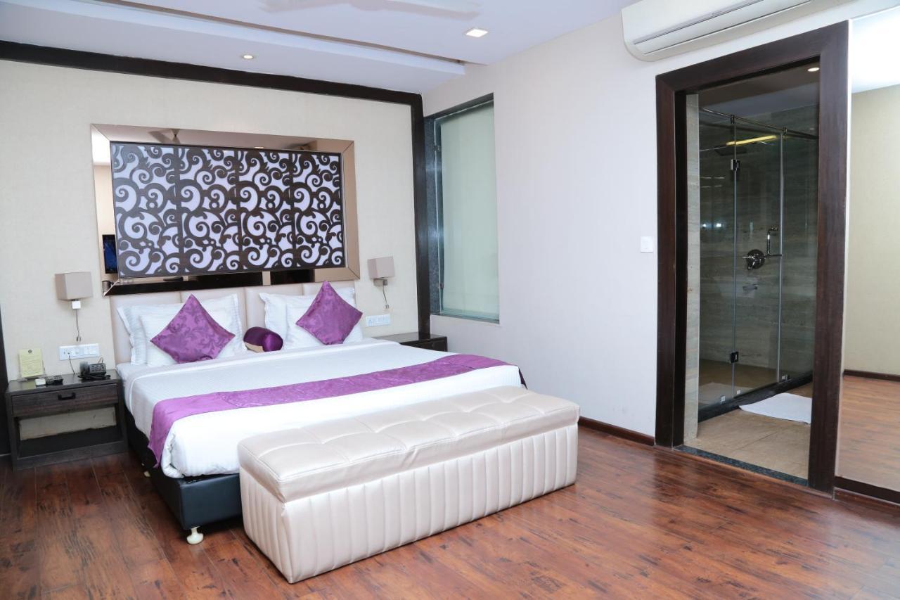 Kc Manor Hotel Jamshedpur Ngoại thất bức ảnh